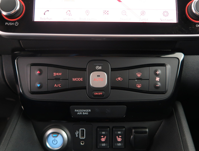 Nissan Leaf, 2020