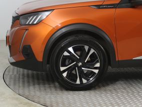 Peugeot 2008 - 2020