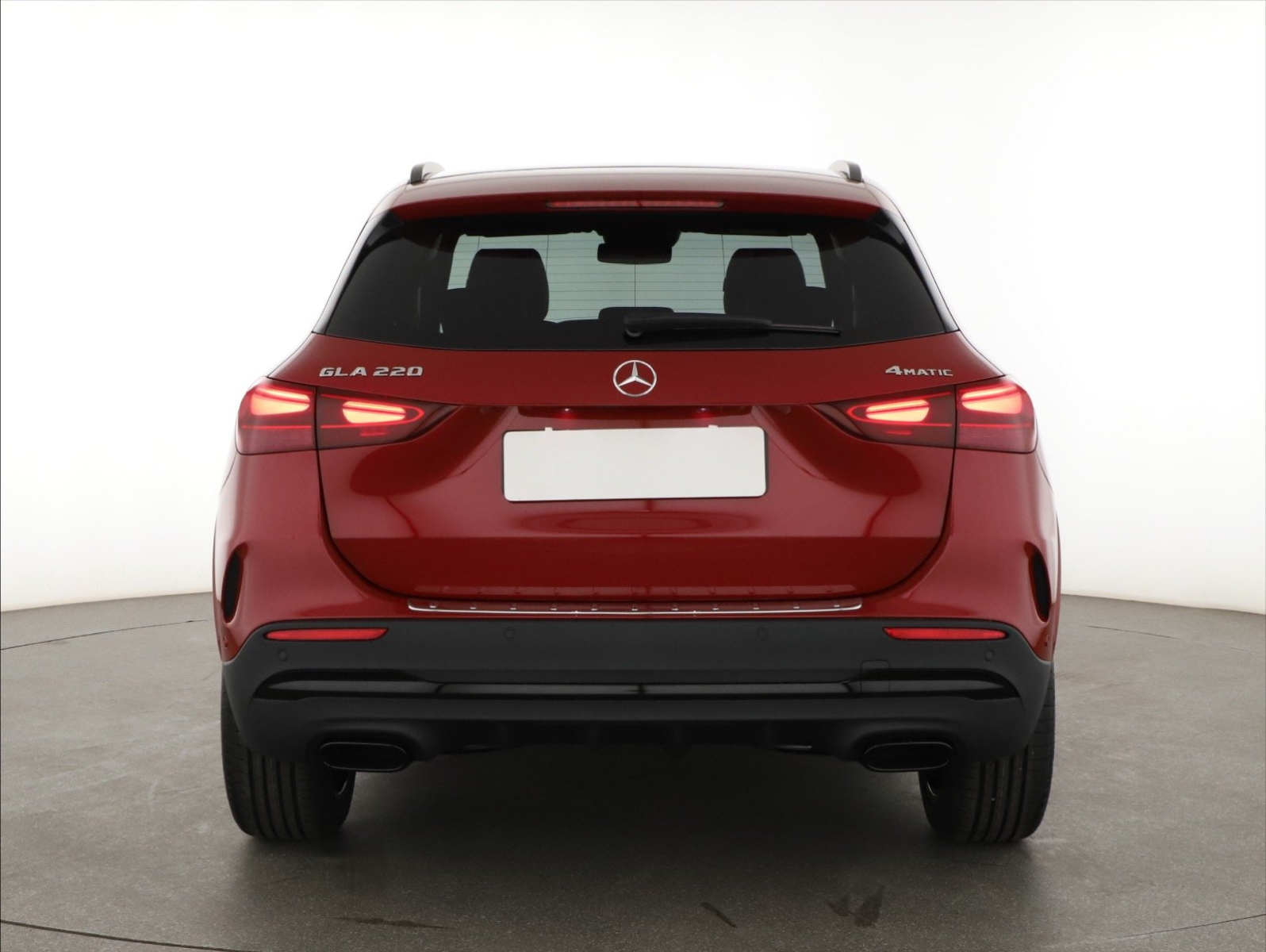 Mercedes-Benz GLA - 2025