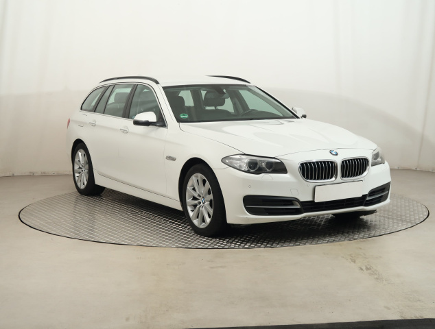 BMW 5 2016