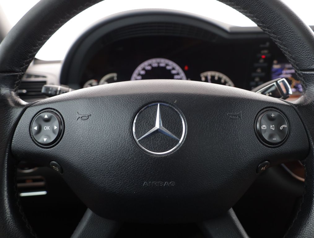 Mercedes-Benz S
