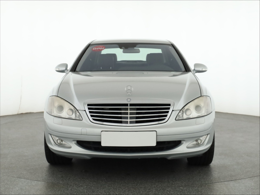 Mercedes-Benz S