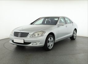 Mercedes-Benz S - 2007