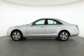 Mercedes-Benz S - 2007