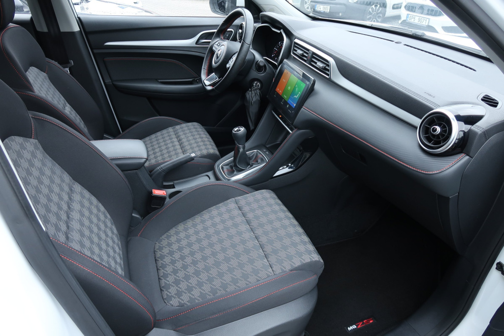 MG ZS SUV