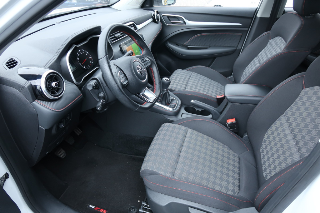 MG ZS SUV