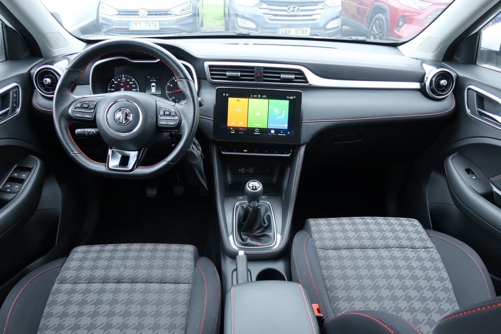 MG ZS SUV