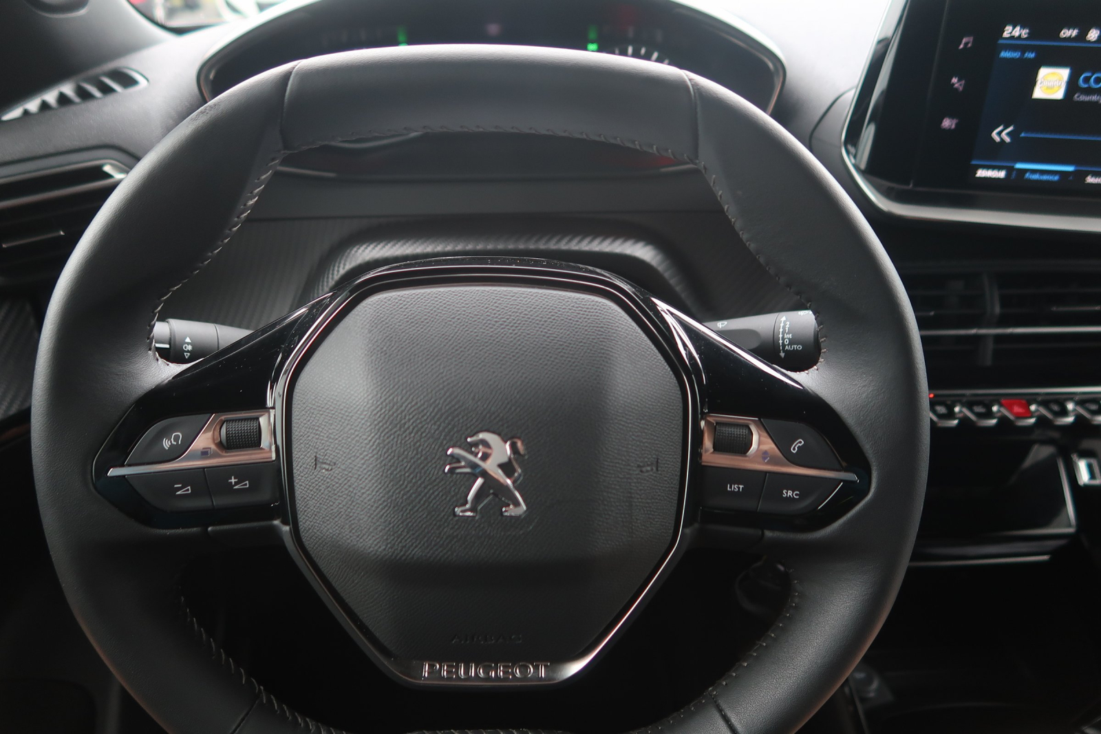 Peugeot 2008 - 2023