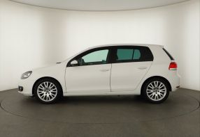 Volkswagen Golf - 2013