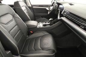 Volkswagen Touareg - 2022
