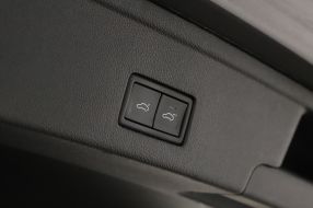 Volkswagen Touareg - 2022