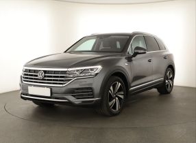 Volkswagen Touareg - 2022