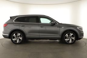 Volkswagen Touareg - 2022