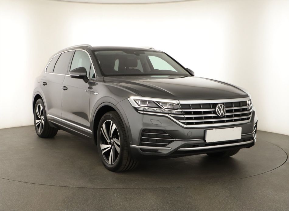 Volkswagen Touareg - 2022