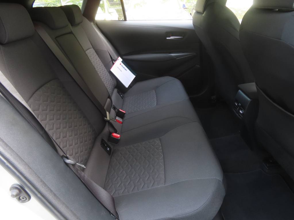 Suzuki Swace