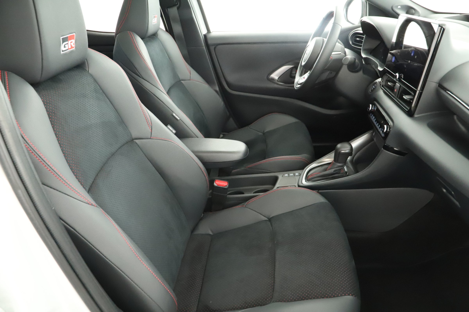 Toyota Yaris - 2024