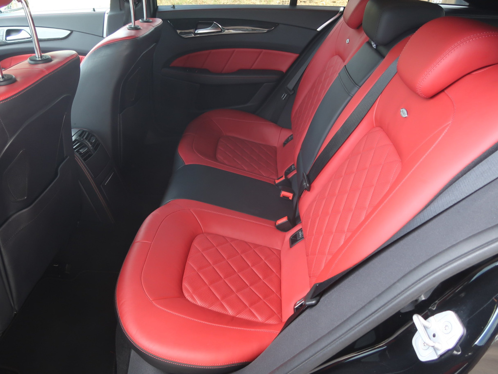 Mercedes-Benz CLS