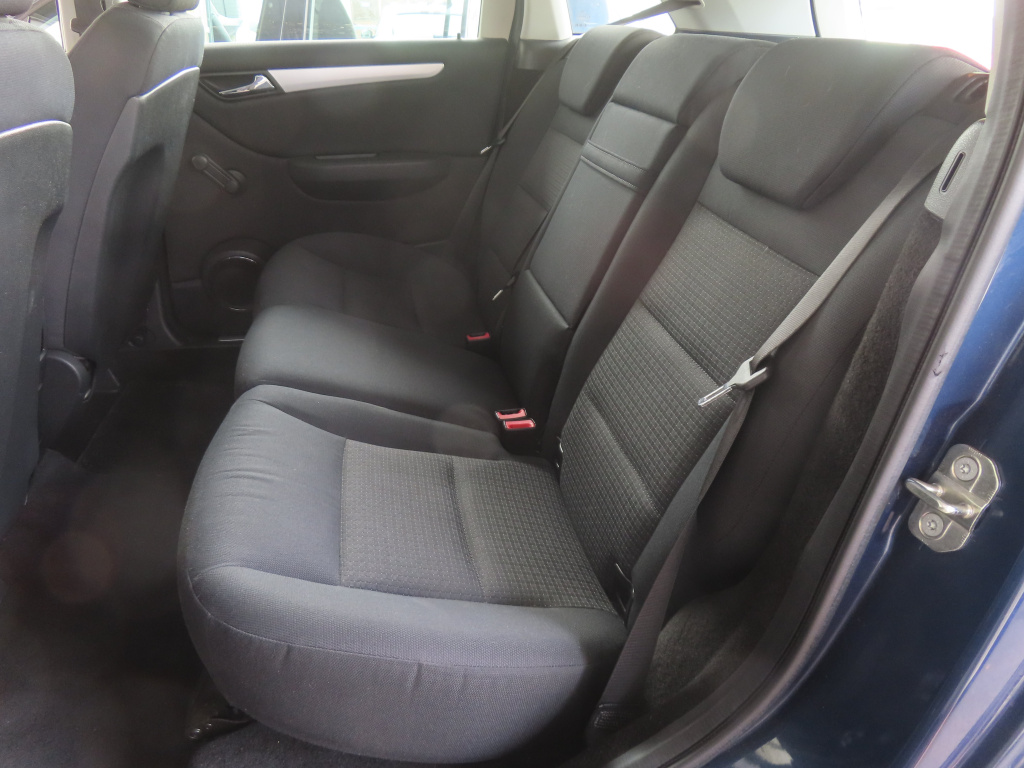 Mercedes-Benz B