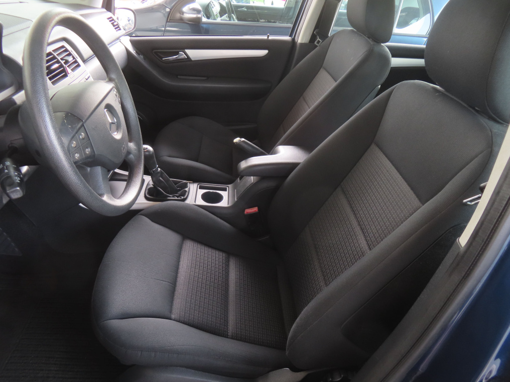 Mercedes-Benz B