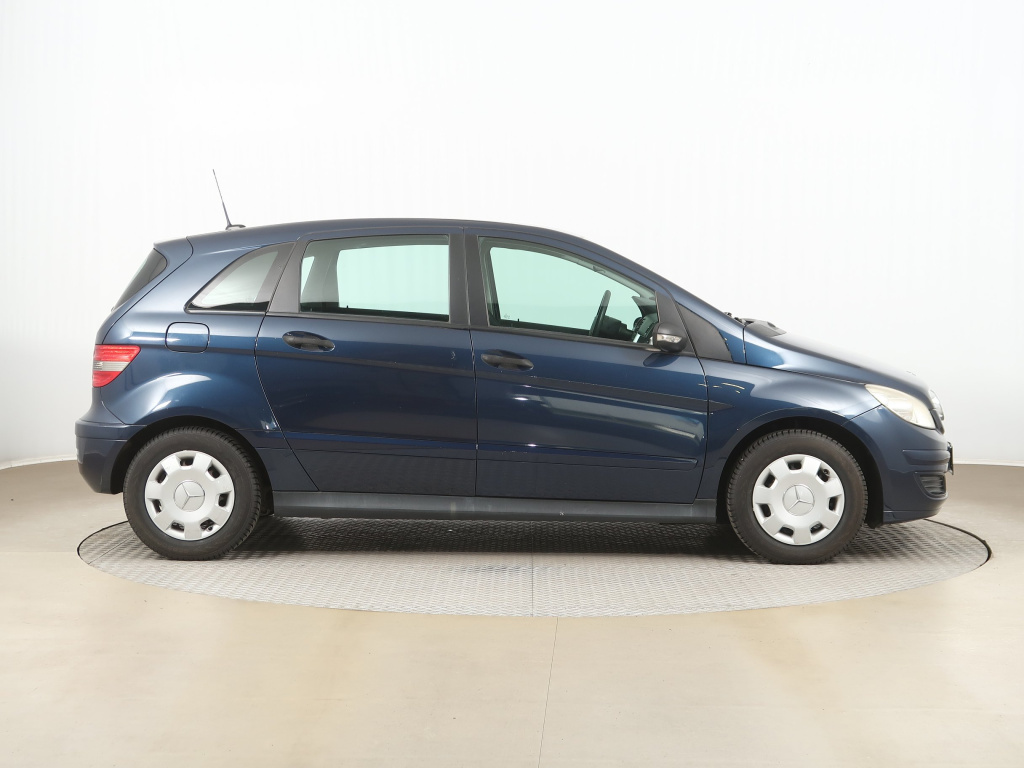 Mercedes-Benz B