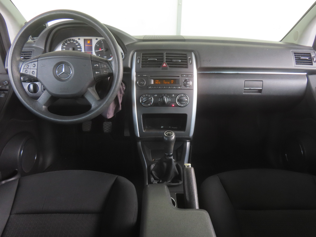 Mercedes-Benz B
