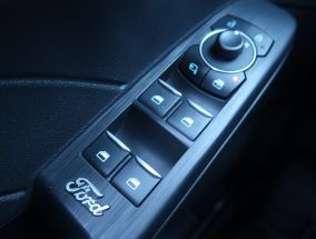Ford Kuga - 2024