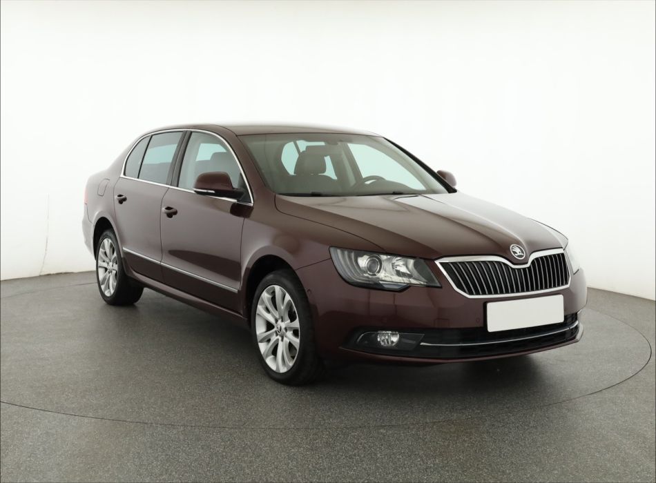Skoda Superb - 2013