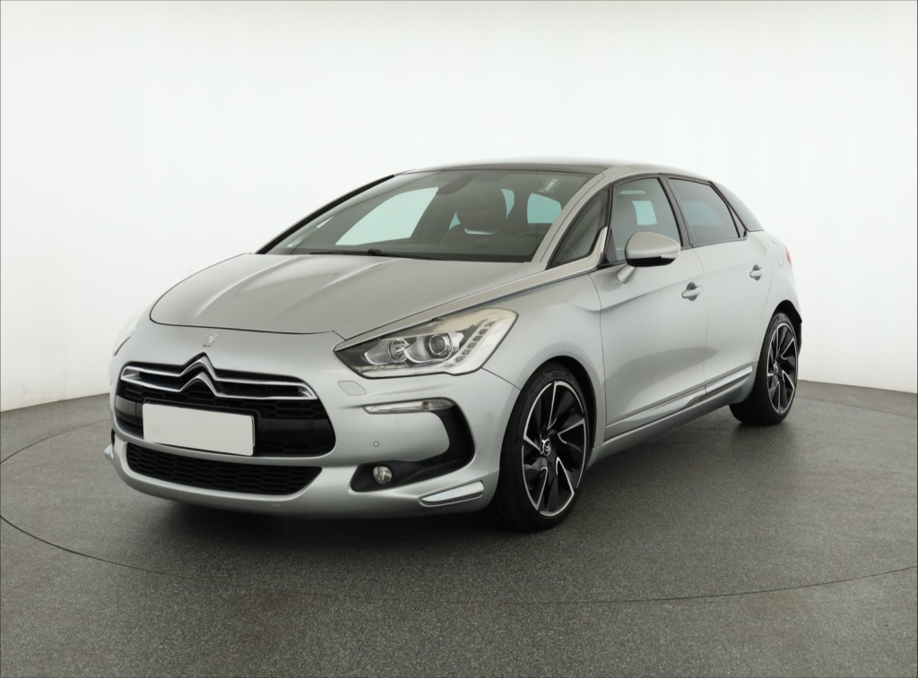 Citroen DS5