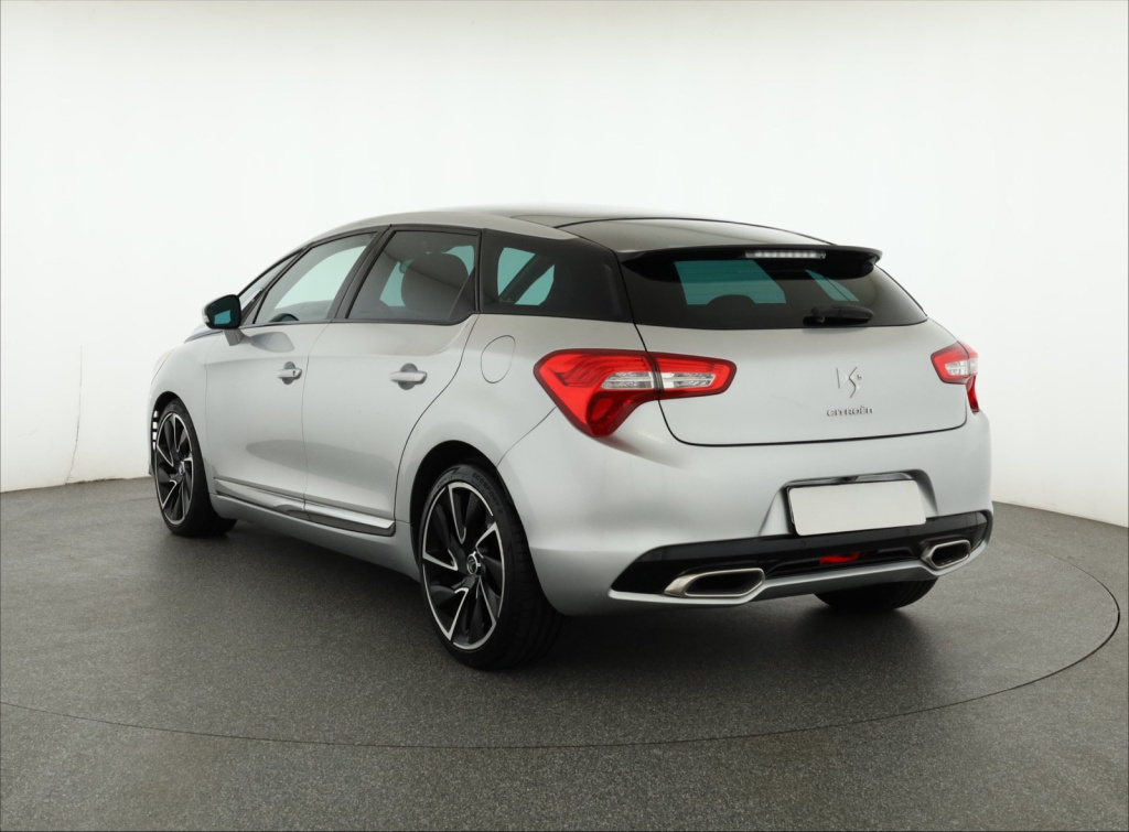 Citroen DS5