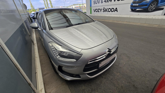 Citroen DS5
