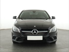 Mercedes-Benz CLA - 2015