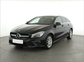 Mercedes-Benz CLA - 2015