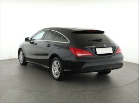 Mercedes-Benz CLA - 2015