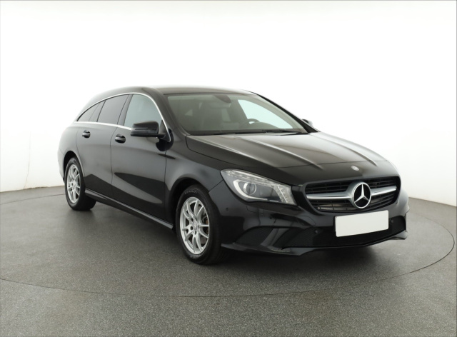 Mercedes-Benz CLA 2015