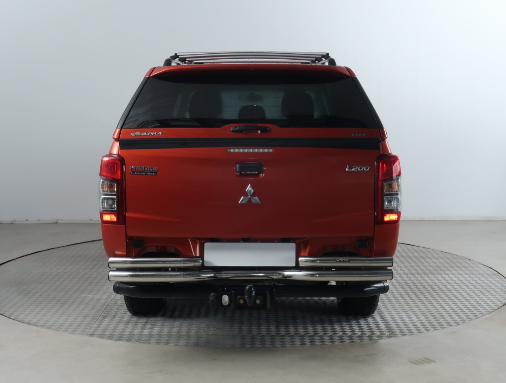 Mitsubishi L200