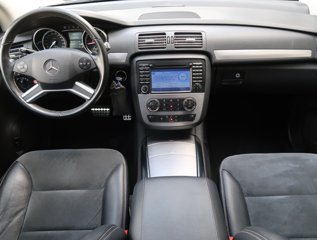 Mercedes-Benz R