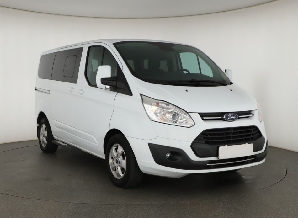 Ford Tourneo Custom - 2017