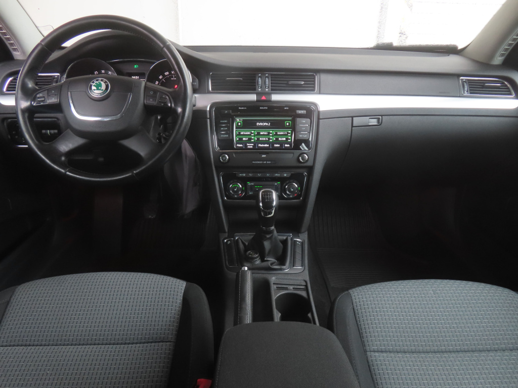 Škoda Superb