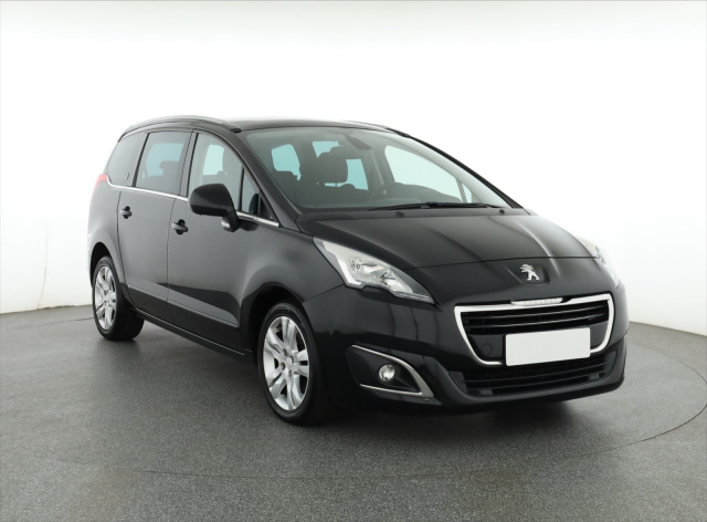 Peugeot 5008 2014