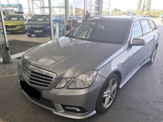Mercedes-Benz E