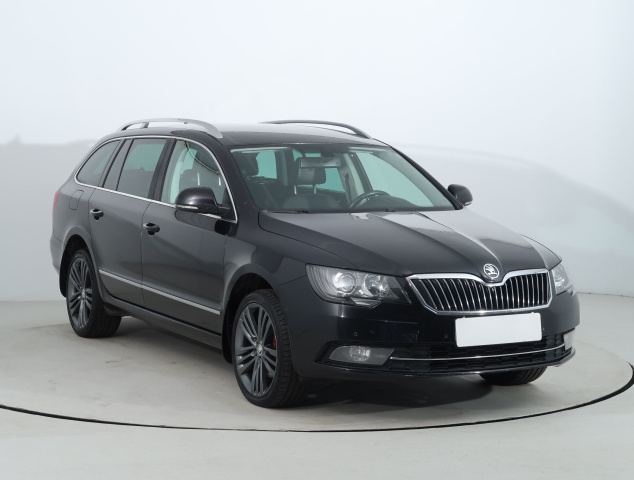 Škoda Superb 2013
