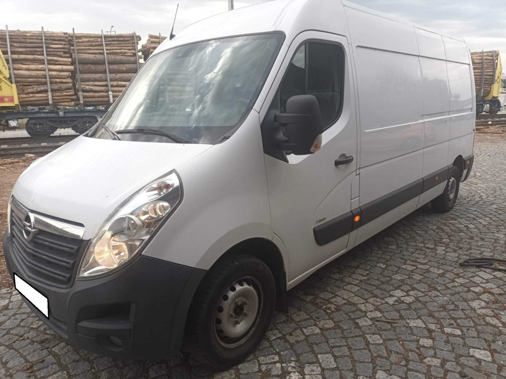 Opel Movano