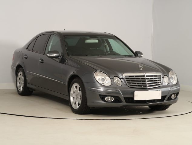Mercedes-Benz E 2008