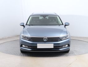 Volkswagen Passat - 2015