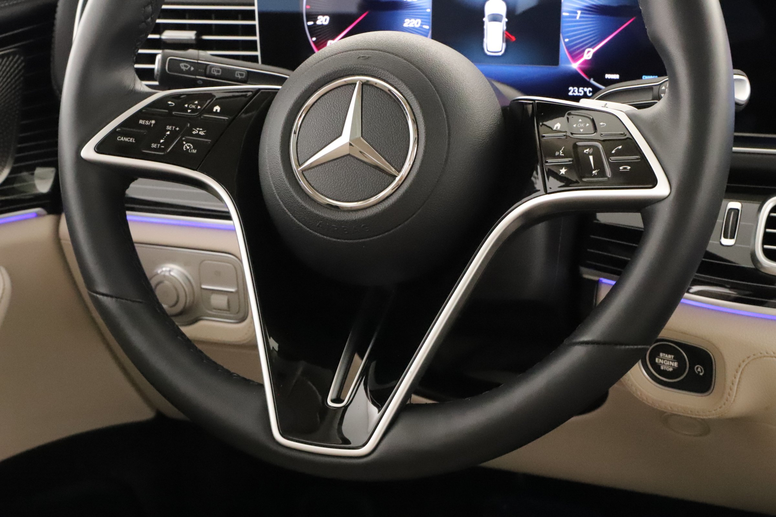 Mercedes-Benz GLE - 2024