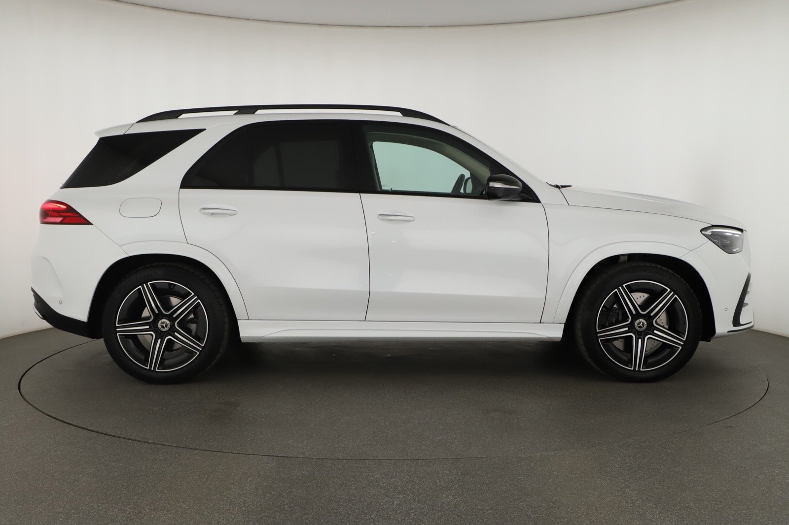 Mercedes-Benz GLE - 2024