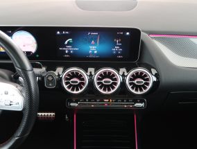Mercedes-Benz B - 2020
