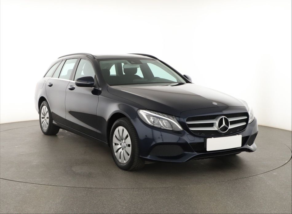 Mercedes-Benz C - 2016