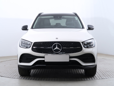 Mercedes-Benz GLC - 2021