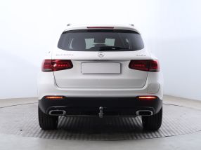 Mercedes-Benz GLC - 2021